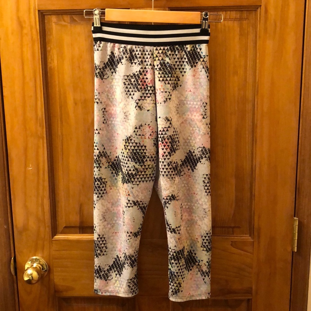Onzie Capri tights